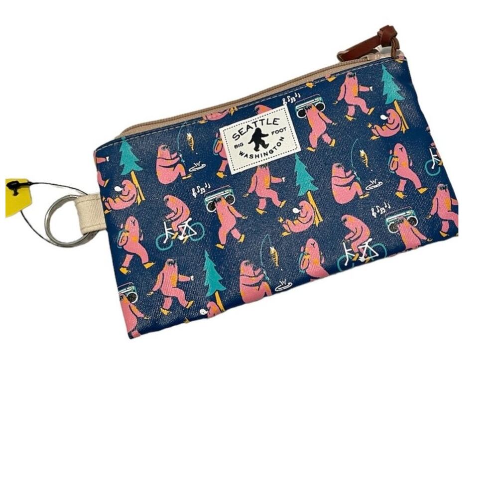 CHALO Seattle bigfoot pink print mini zip pouch sasquatch A1 4720